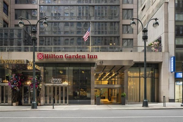 Hilton Garden Inn New York Midtown Park Ave — Property
