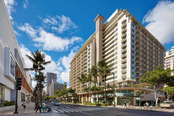 Hilton Garden Inn Waikiki Beach Honolulu Oahu Hawaii — Property