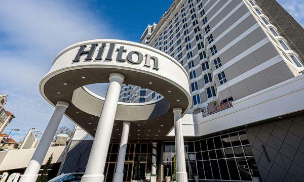 Hilton Kansas City Country Club Plaza — Property