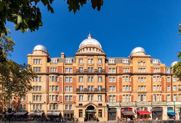 Hilton London Hyde Park — Property