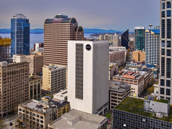 Hilton Motif Seattle — Property