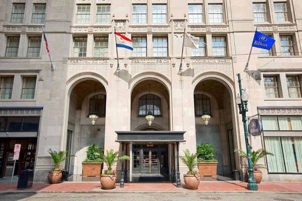 Hilton New Orleans St Charles Avenue — Property