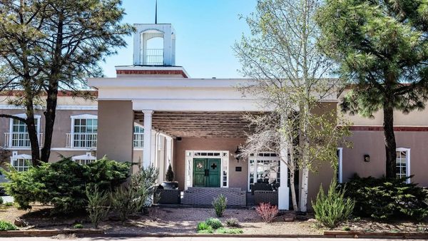Hilton Santa Fe Historic Plaza — Property