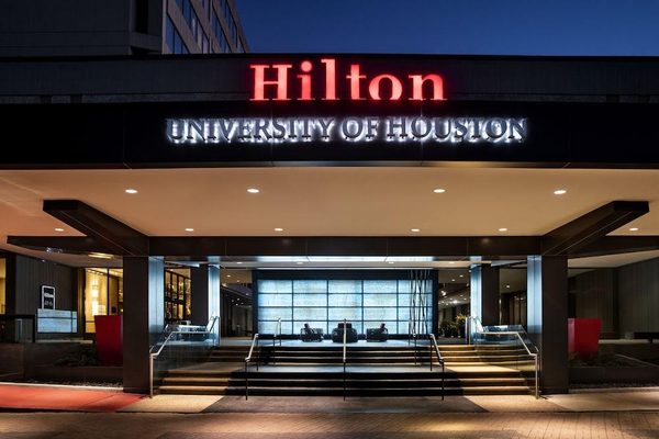 Hilton University of Houston — Property