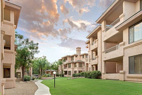 Hilton Vacation Club Scottsdale Links Resort — Property