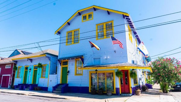 Historic Mardi Gras Inn — Property