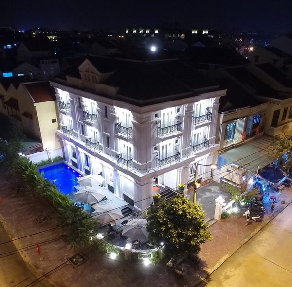 Hoi An Canal House — Property