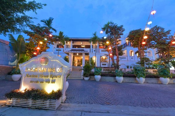 Hoi An Canal House — Property