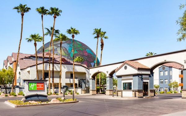 Holiday Inn Club Vacations at Desert Club Resort Las Vegas Nevada — Property