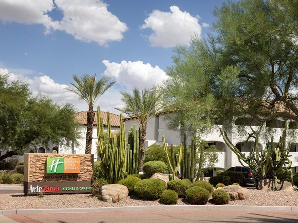 Holiday Inn Club Vacations Scottsdale Resort — Property