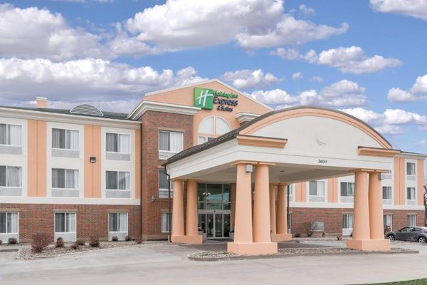 Holiday Inn Des Moines airport conf Center By IHG — Property
