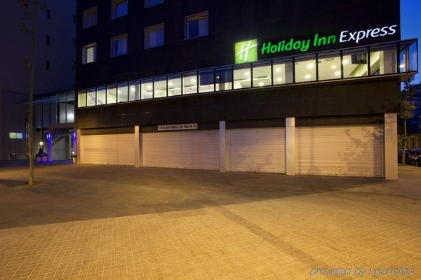Holiday Inn Express Barcelona City 22 By IHG Barcelona Catalonia — Property