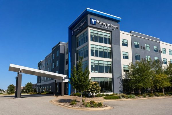 Holiday Inn Express Bettendorf Davenport NE — Property