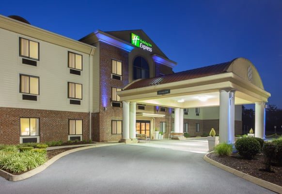 Holiday Inn Express Charles Town by IHG Ranson West Virginia — Property