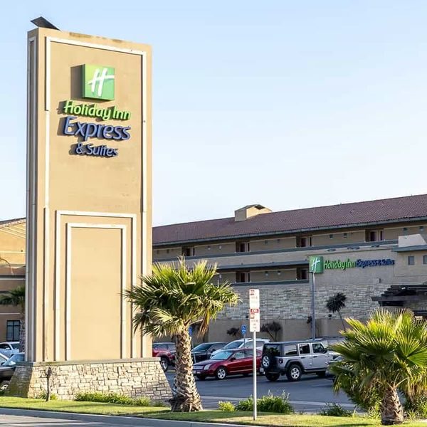 Holiday Inn Express Hotel Suites Ventura Harbor by IHG — Property