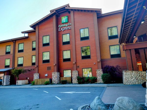 Holiday Inn Express Klamath Redwood Ntl Park Area By IHG — Property
