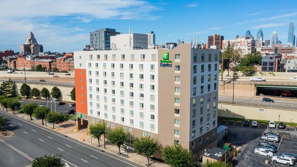 Holiday Inn Express Philadelphia Penns Landing By IHG Philadelphia Pennsylvania — Property