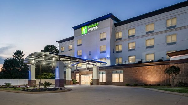 Holiday Inn Express Richmond Downtown By IHG — Property