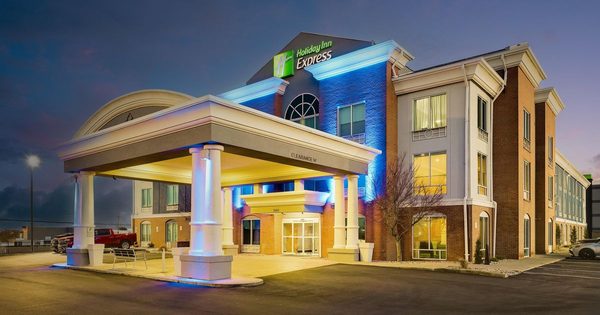 Holiday Inn Express Richmond Downtown By IHG — Property