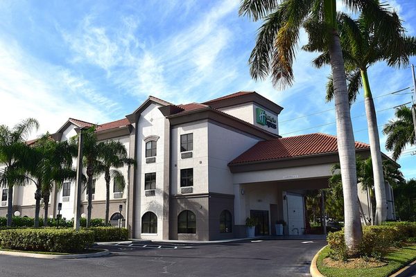 Holiday Inn Express Stuart By IHG — Property