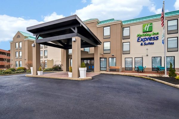 Holiday Inn Express Suites Allentown West By IHG — Property