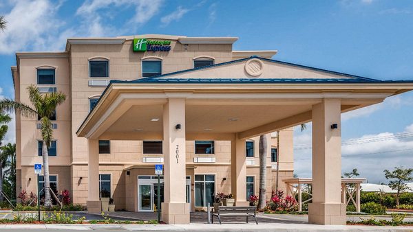 Holiday Inn Express Suites Boynton Beach West by IHG — Property