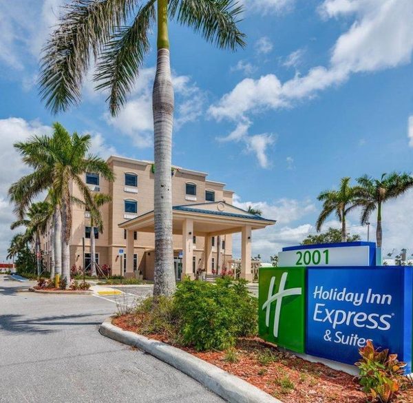 Holiday Inn Express Suites Boynton Beach West by IHG — Property