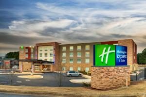 Holiday Inn Express Suites Dawsonville by IHG — Property