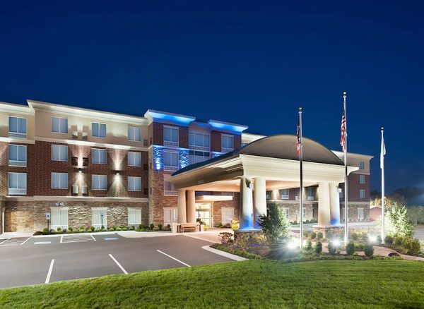 Holiday Inn Express Suites Dayton North Vandalia By IHG Dayton Ohio — Property