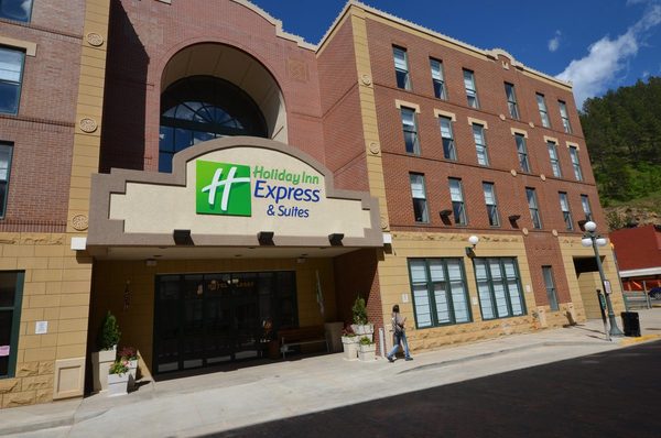Holiday Inn Express Suites Deadwood gold Dust Casino By IHG — Property