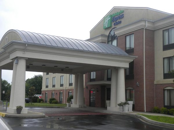Holiday Inn Express Suites Harrington by IHG — Property