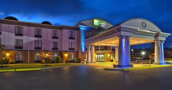 Holiday Inn Express Suites Harrington by IHG — Property