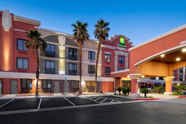 Holiday Inn Express Suites Henderson By IHG — Property