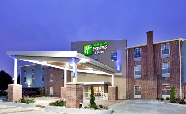 Holiday Inn Express Suites Kansas City Liberty Hwy 152 by IHG — Property