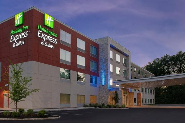Holiday Inn Express Suites Kingsland I 95 Naval Base Area by IHG — Property