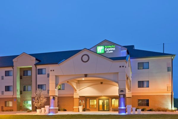 Holiday Inn Express Suites Lincoln South By IHG — Property