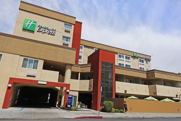 Holiday Inn Express Suites Los Angeles Downtown West By IHG Los Angeles California — Property