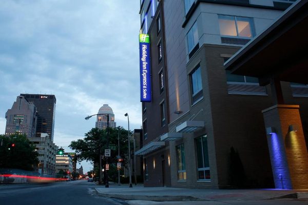 Holiday Inn Express Suites Louisville Downtown By IHG — Property