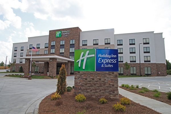 Holiday Inn Express Suites Pittsburgh Monroeville By IHG — Property