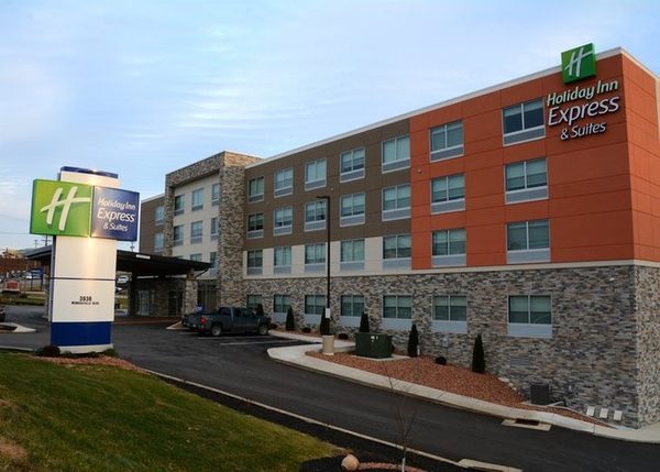 Holiday Inn Express Suites Pittsburgh West Green Tree by IHG — Property