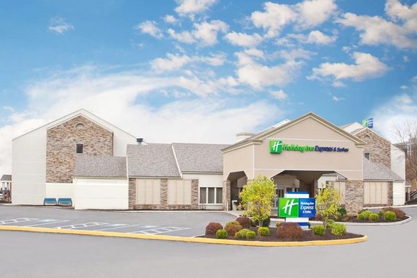 Holiday Inn Express Suites Pittsburgh West Green Tree by IHG — Property