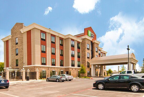 Holiday Inn Express Suites San Antonio Frost Bank Ctr By IHG — Property