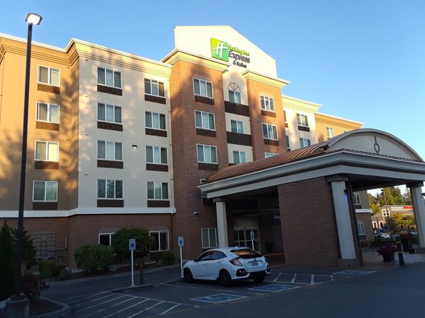 Holiday Inn Express Suites Seattle North Lynnwood By IHG — Property