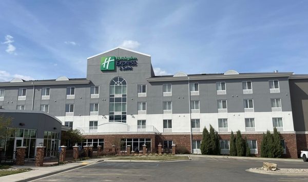 Holiday Inn Express Suites Williston By IHG — Property
