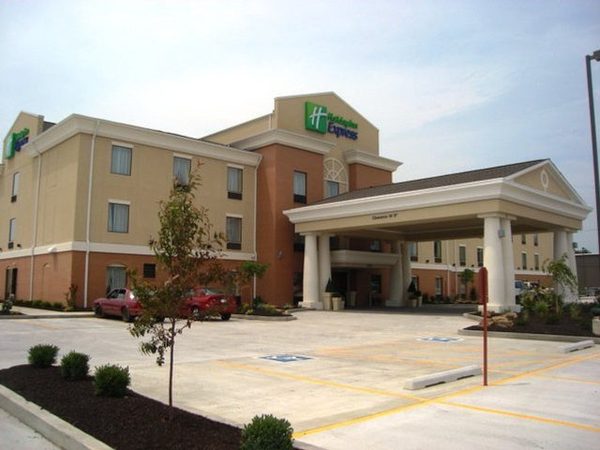 Holiday Inn Express Vincennes By IHG Vincennes Indiana — Property