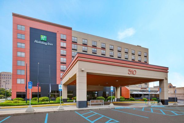Holiday Inn Grand Rapids Downtown by IHG Grand Rapids Kent County Michigan — Property
