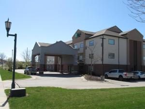 Holiday Inn Lincoln Southwest by IHG Lincoln Nebraska — Property