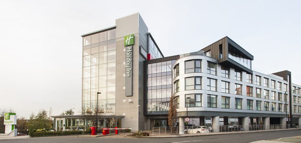 Holiday Inn London West by IHG — Property