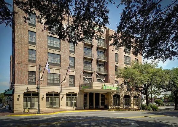 Holiday Inn Savannah Historic District By IHG — Property