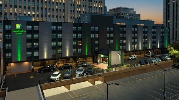 Holiday Inn Suites Chicago downtown By IHG — Property
